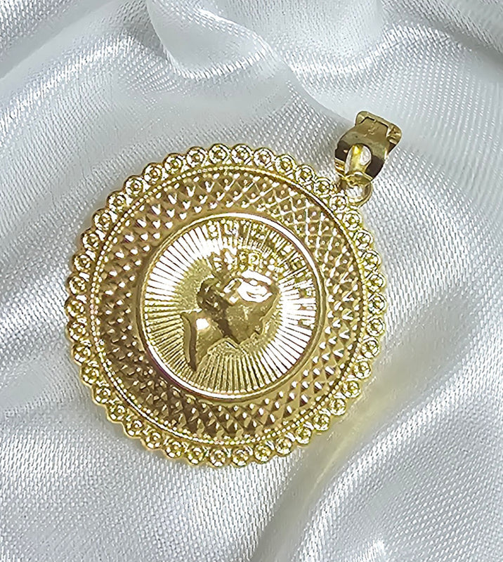 18K GOLD CAMEO PENDANT