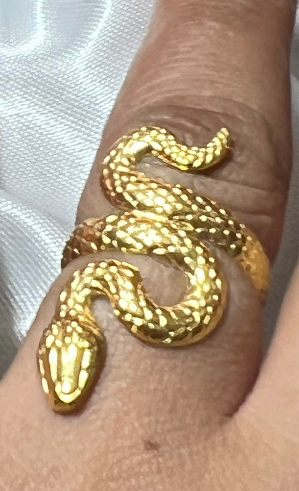 Cobra Ring