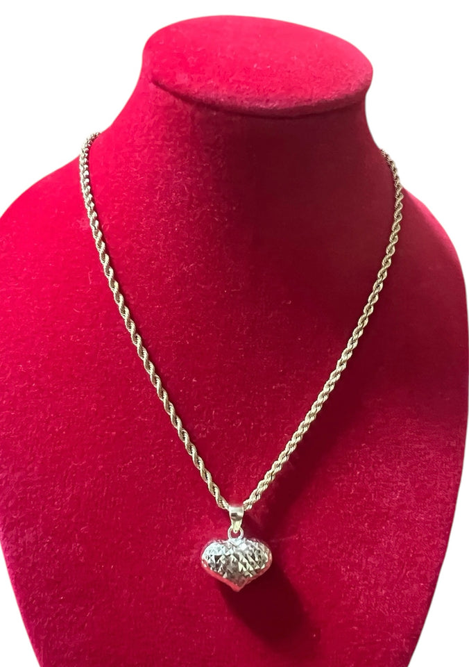 18K ROPE WITH HEART PENDANT SIZE 20